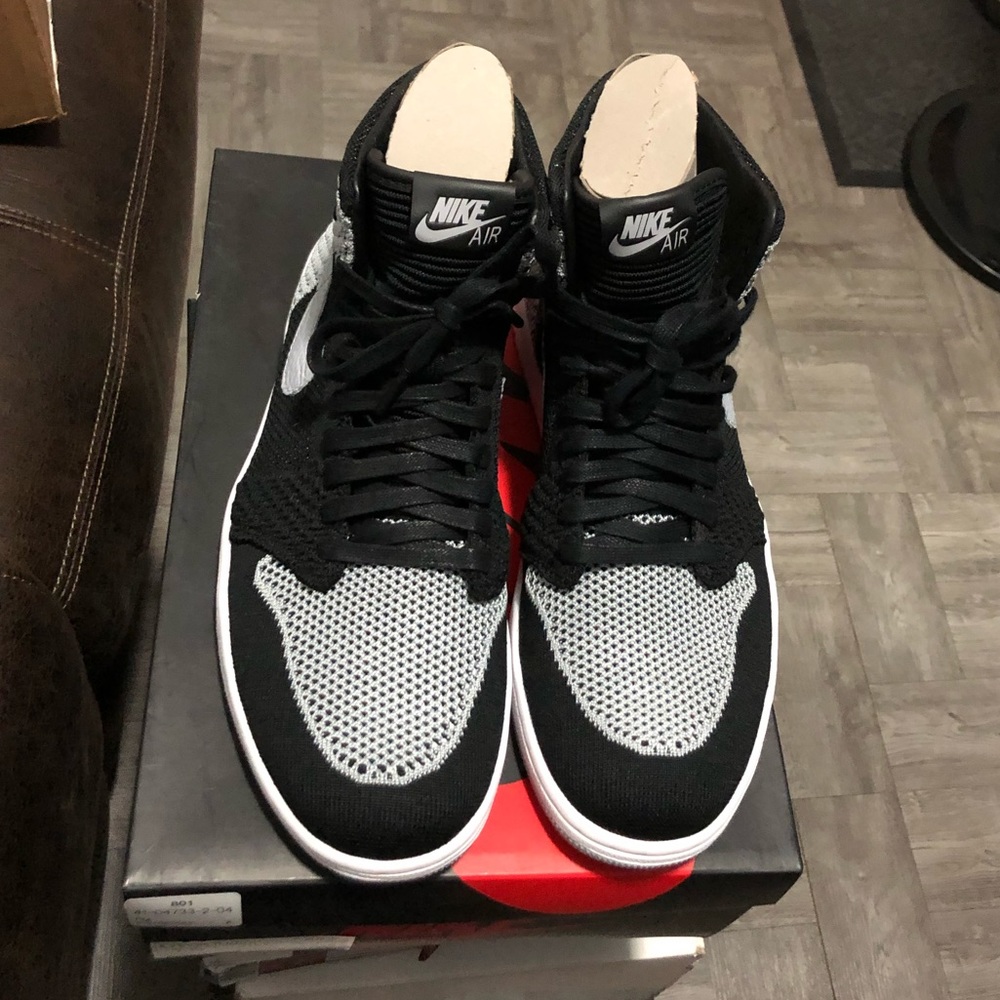 Jordan Flyknit Shadow 1